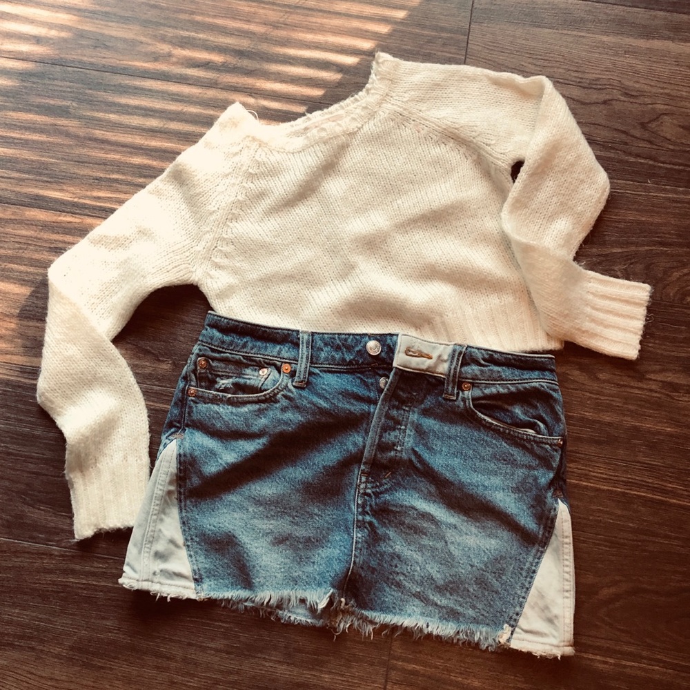 We the Free 💙 denim patch mini skirt ✨